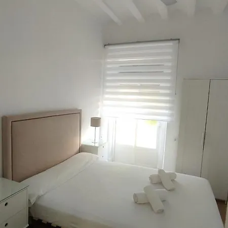 Tanguillo By Gades Gestion *