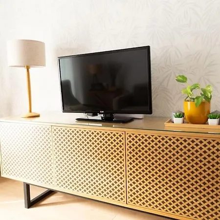 Tanguillo By Gades Gestion * 加的斯