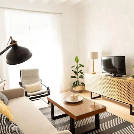 Tanguillo By Gades Gestion *